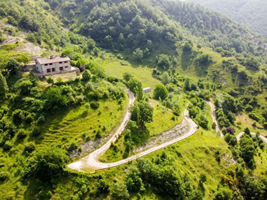 Immagine 4 di Rustico / casale in vendita  in Petazzano a Gubbio