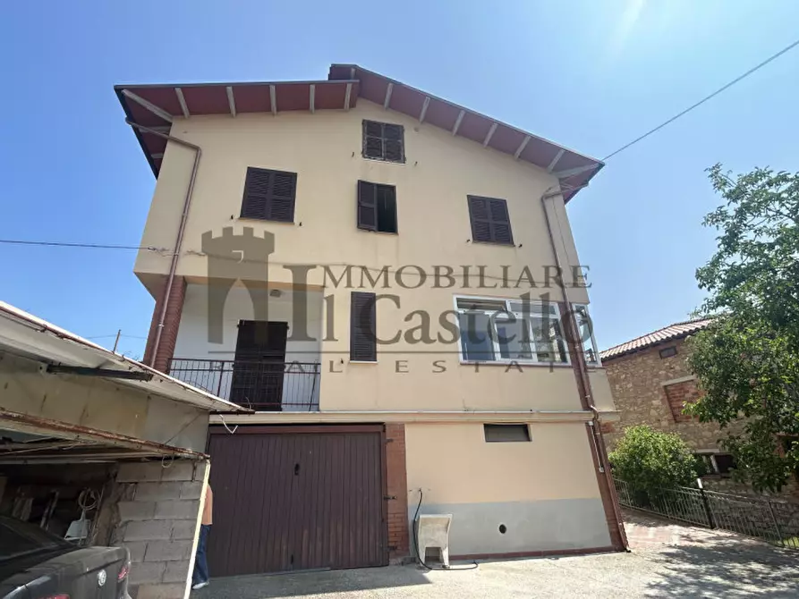 Immagine 2 di Casa indipendente in vendita  in Via del Lago a Panicale