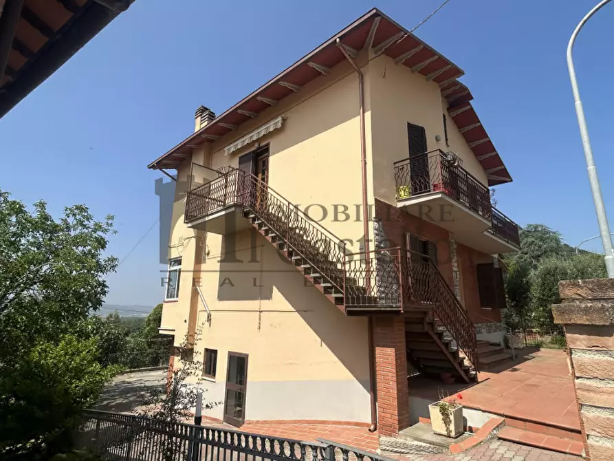 Immagine 16 di Casa indipendente in vendita  in Via del Lago a Panicale