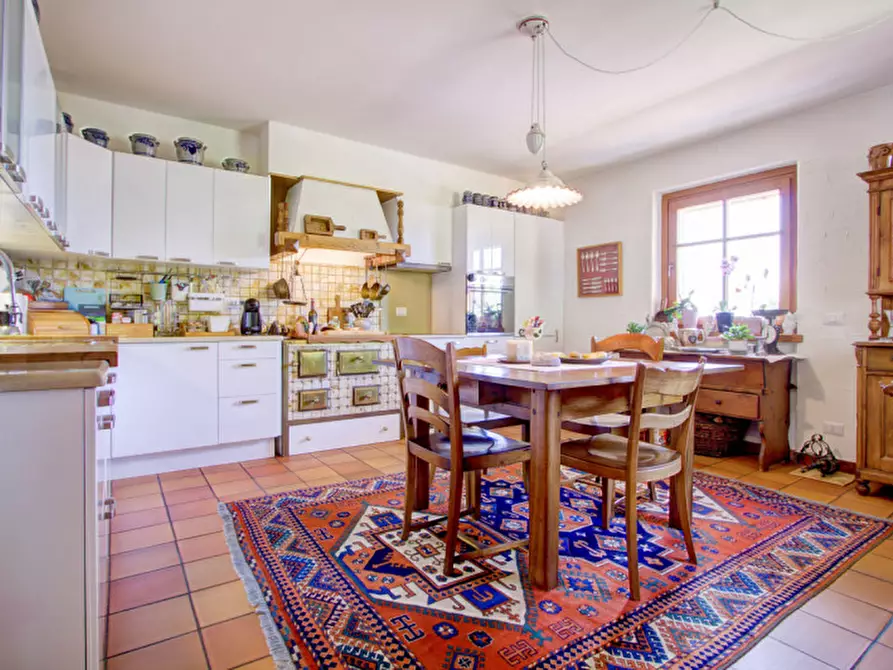 Immagine 5 di Villa in vendita  in Via delle Capre a Spiazzo