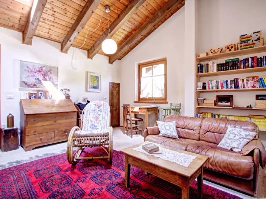 Immagine 24 di Villa in vendita  in Via delle Capre a Spiazzo