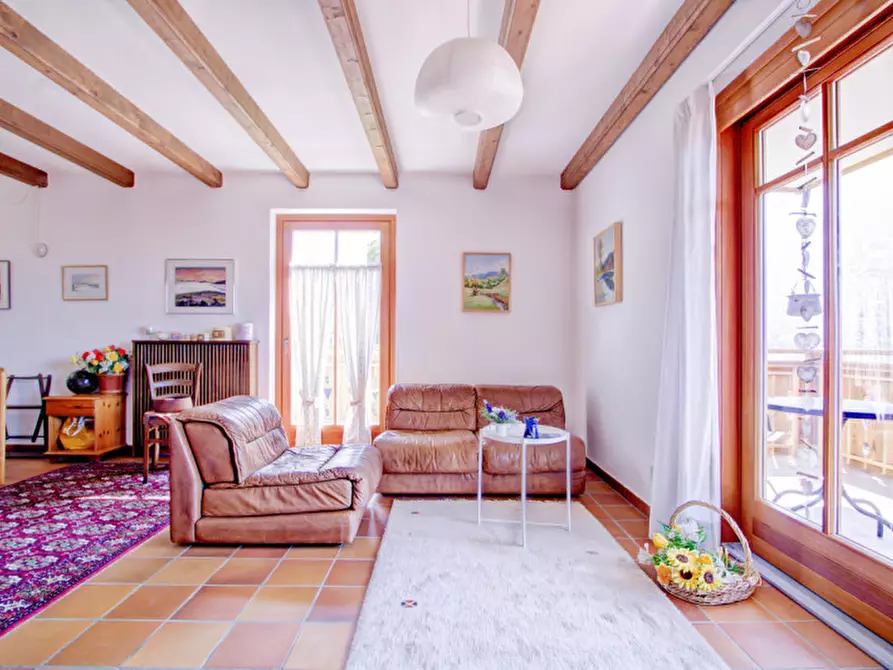 Immagine 25 di Villa in vendita  in Via delle Capre a Spiazzo