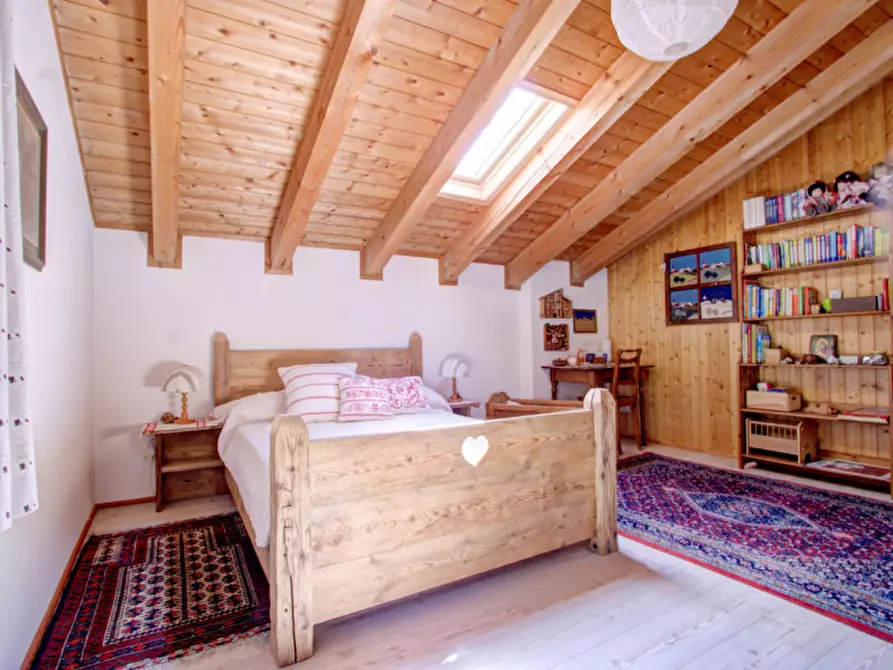 Immagine 27 di Villa in vendita  in Via delle Capre a Spiazzo