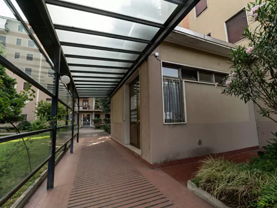 Immagine 35 di Appartamento in vendita  in Via Mecenate 30 a Milano