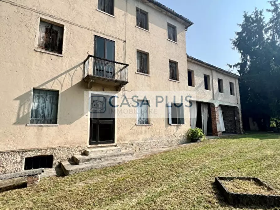 Immagine 4 di Rustico / casale in vendita  in Via delle Valli a Pieve Del Grappa
