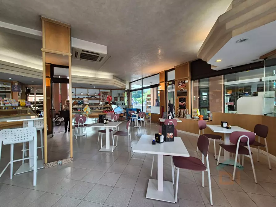 Immagine 9 di Attività commerciale in vendita  in Via Roma a Cervignano Del Friuli