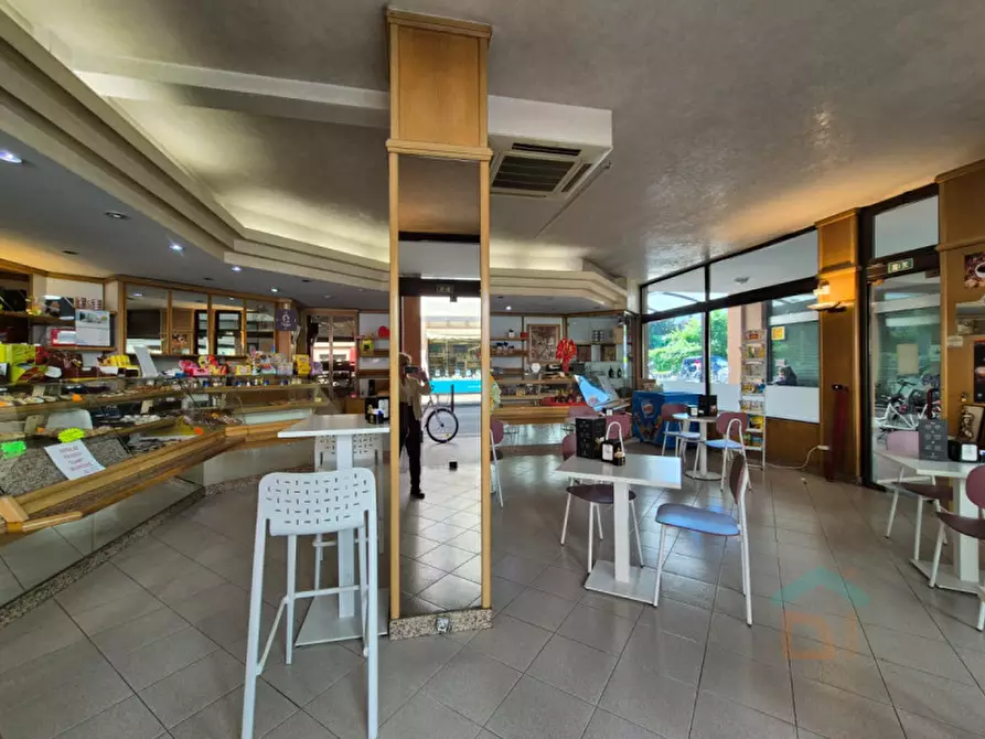 Immagine 26 di Attività commerciale in vendita  in Via Roma a Cervignano Del Friuli