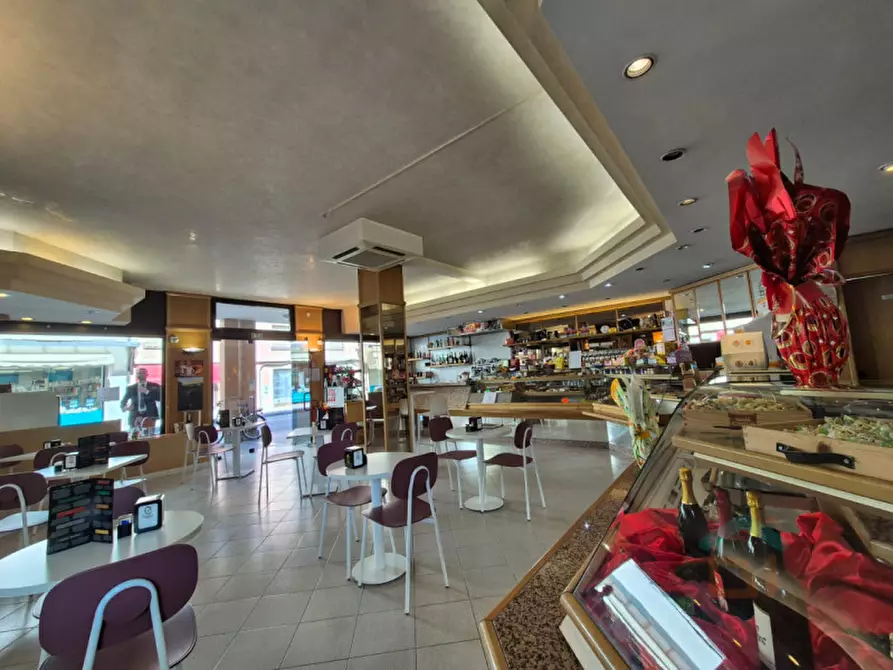 Immagine 27 di Attività commerciale in vendita  in Via Roma a Cervignano Del Friuli