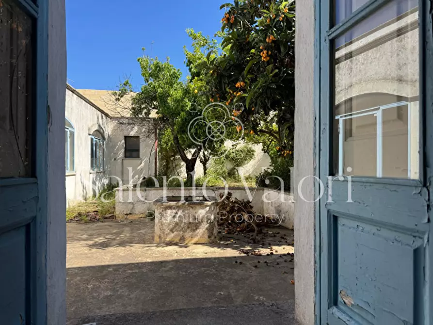 Immagine 11 di Villa in vendita  in Via Nizza 48 a Taviano
