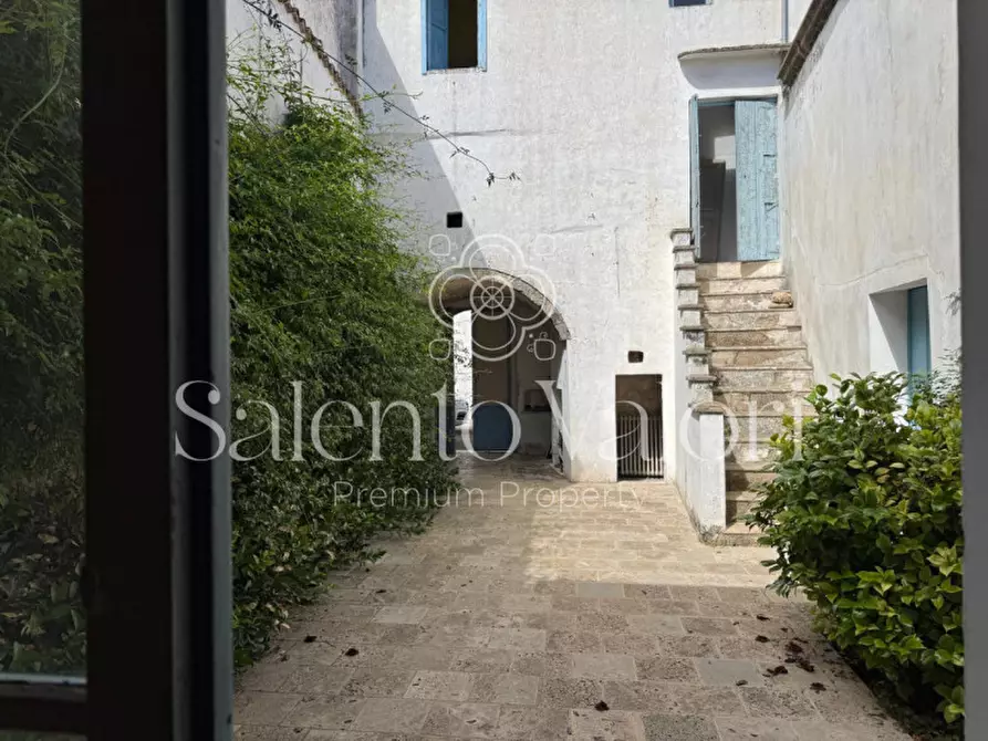 Immagine 18 di Villa in vendita  in Via Nizza 48 a Taviano