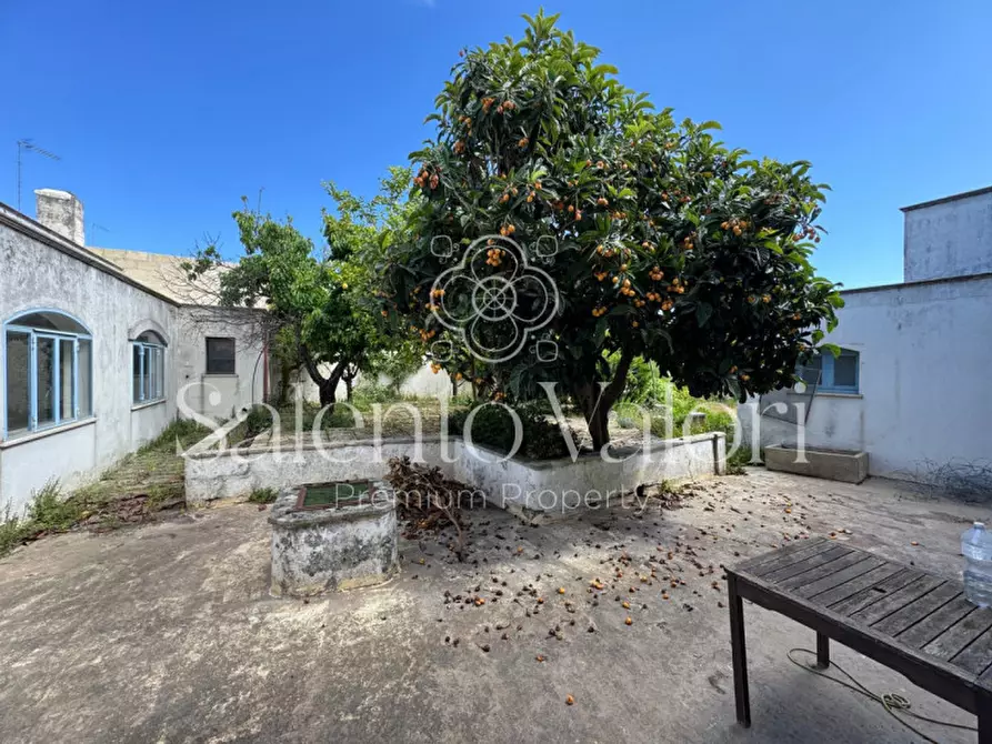 Immagine 20 di Villa in vendita  in Via Nizza 48 a Taviano