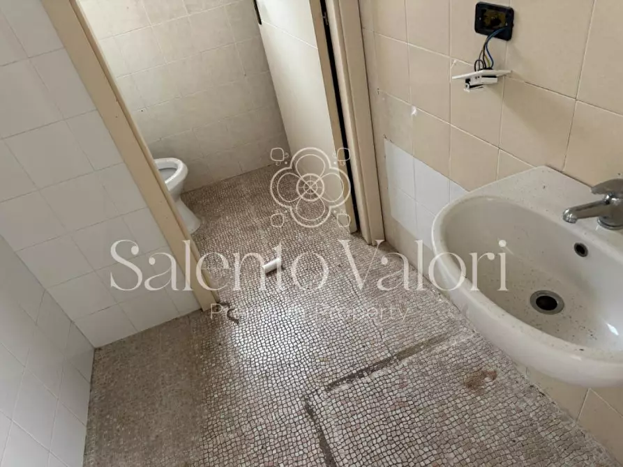 Immagine 33 di Villa in vendita  in Via Nizza 48 a Taviano