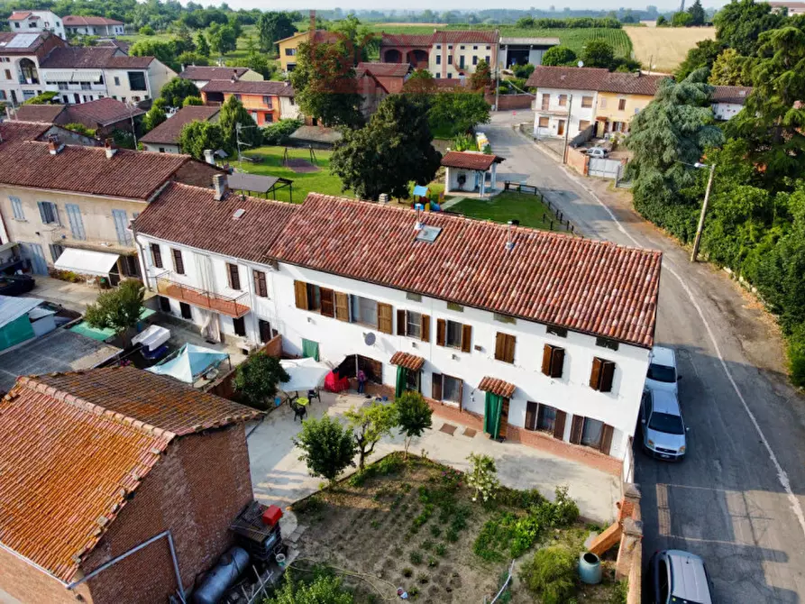 Immagine 2 di Rustico / casale in vendita  in Via Corinna Ricaldone 21 a Mirabello Monferrato