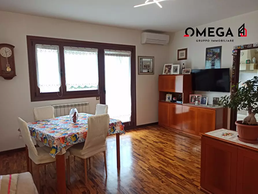 Immagine 5 di Appartamento in vendita  in via Carlo Forlanini 83 a Trieste