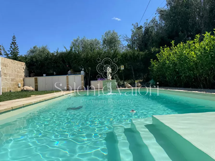 Immagine 2 di Villa in vendita  in Strada Carpignana Superiore 63/A a Galatone