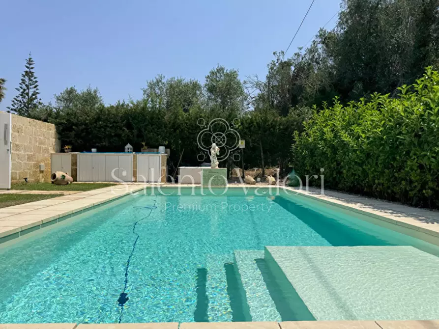 Immagine 3 di Villa in vendita  in Strada Carpignana Superiore 63/A a Galatone