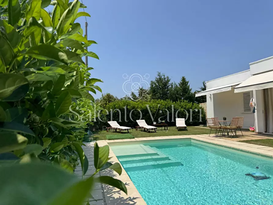 Immagine 4 di Villa in vendita  in Strada Carpignana Superiore 63/A a Galatone