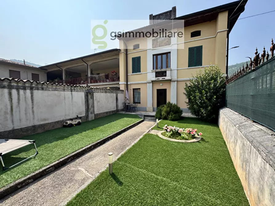 Immagine 1 di Appartamento in vendita  in Via Camprelle, 66 a Nuvolera