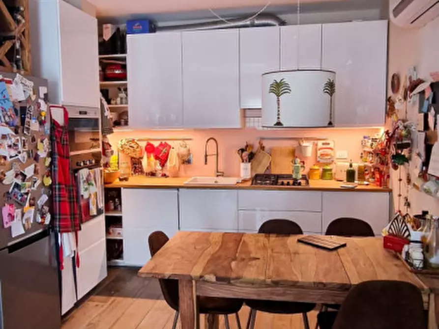 Immagine 11 di Appartamento in vendita  in VIA GIOBERTI a Firenze