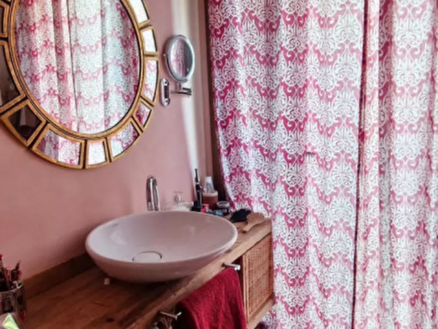 Immagine 13 di Appartamento in vendita  in VIA GIOBERTI a Firenze