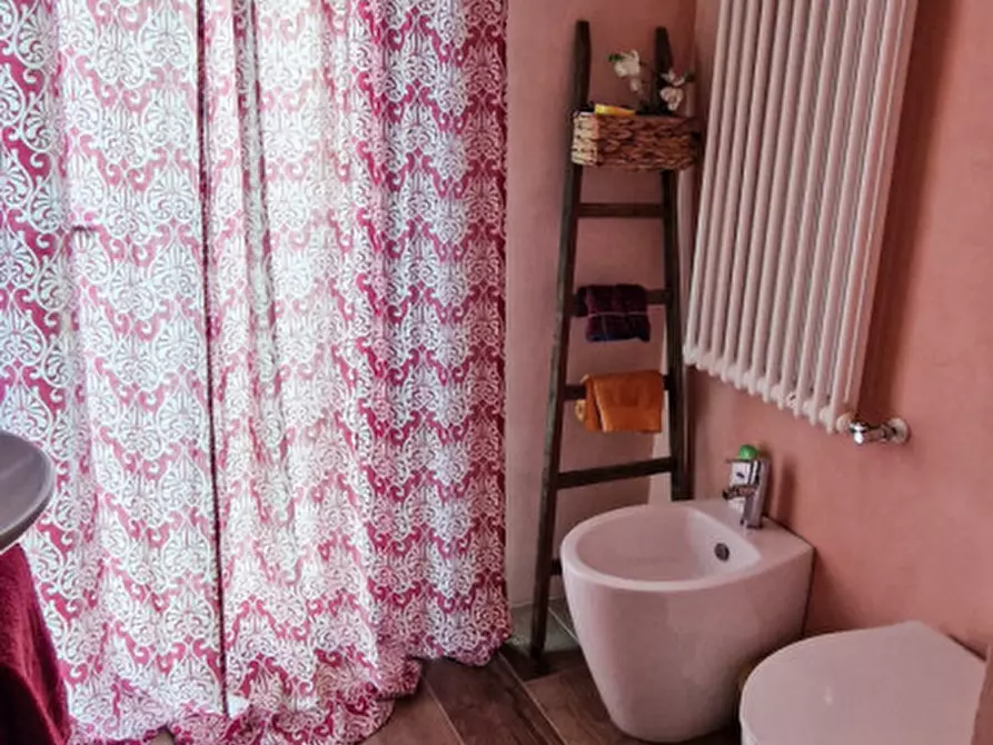 Immagine 14 di Appartamento in vendita  in VIA GIOBERTI a Firenze