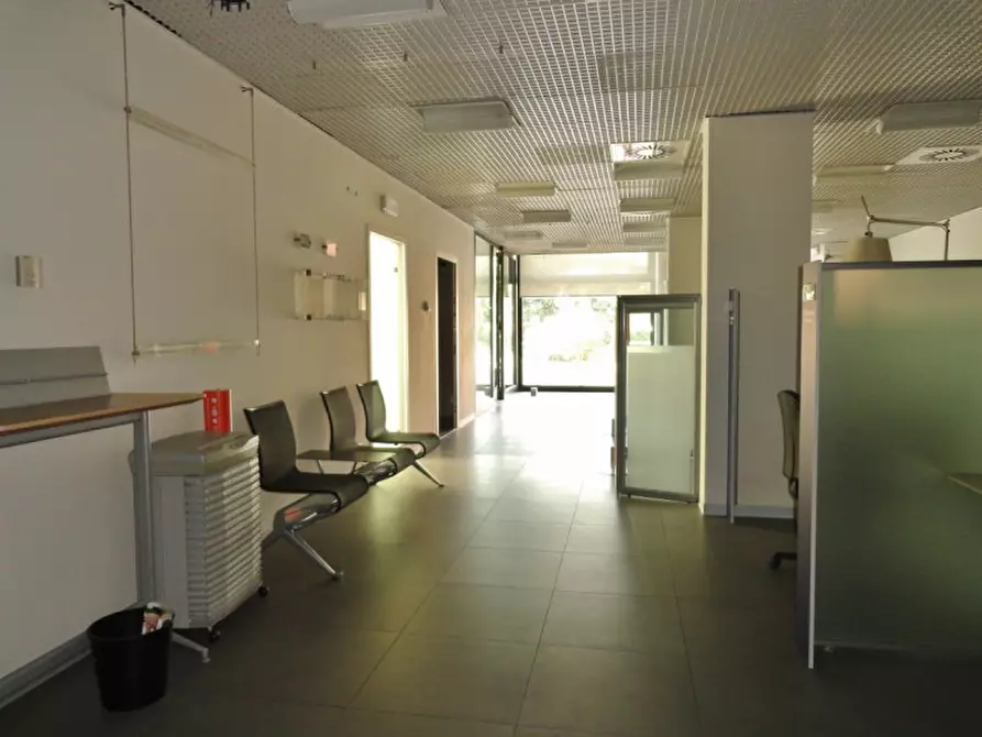 Immagine 4 di Ufficio in vendita  in via battaglione framarin a Vicenza
