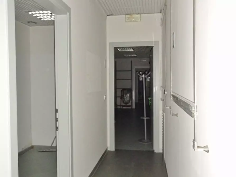 Immagine 9 di Ufficio in vendita  in via battaglione framarin a Vicenza