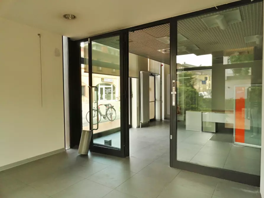 Immagine 13 di Ufficio in vendita  in via battaglione framarin a Vicenza