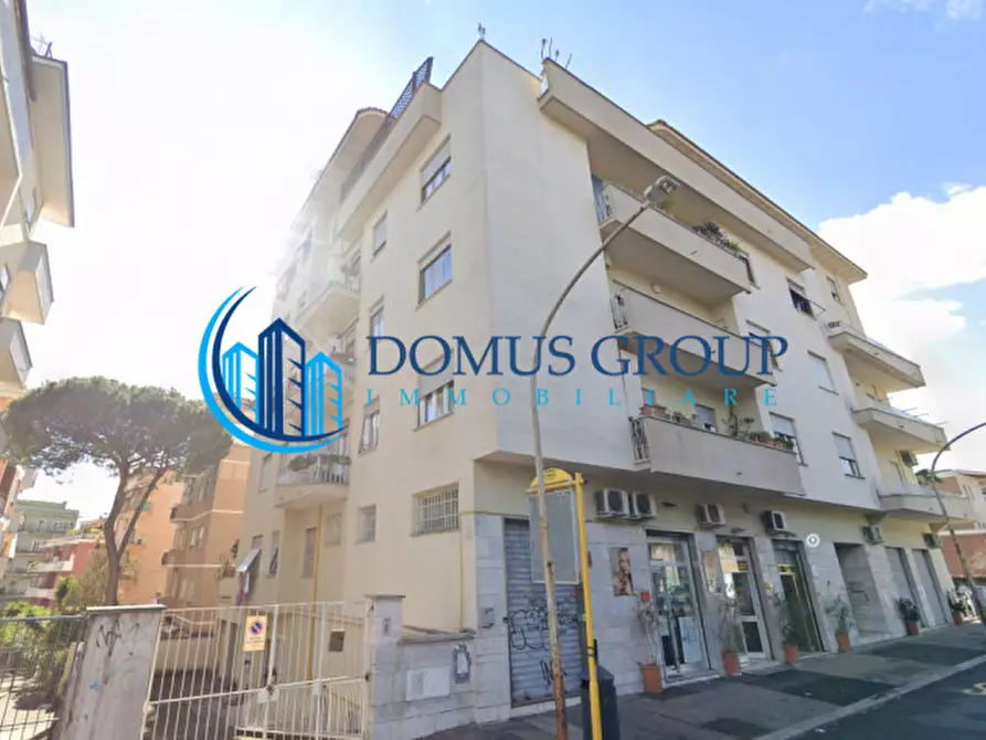 Immagine 2 di Appartamento in vendita  in VIA GIUSEPPE CERBARA a Roma