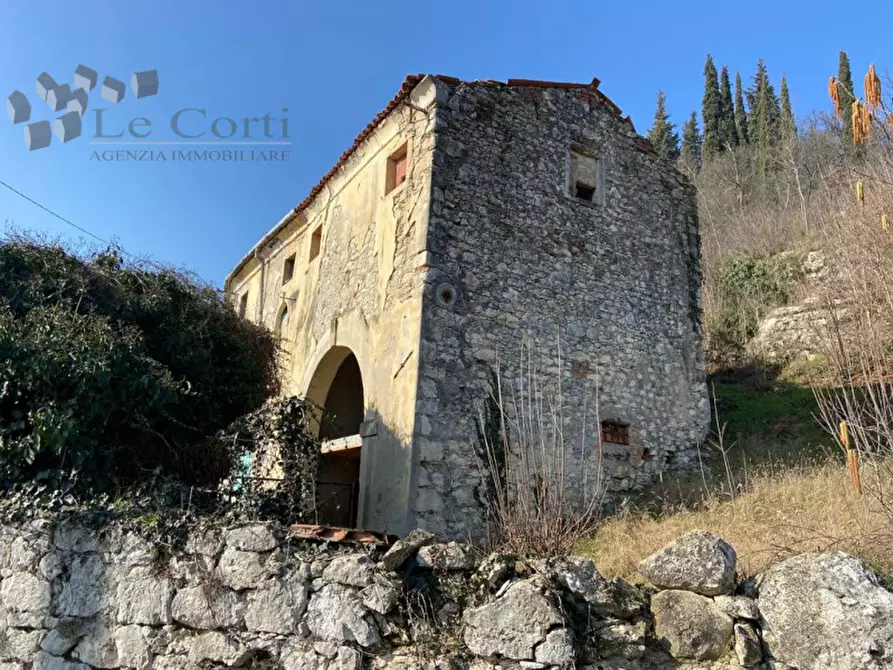 Immagine 8 di Rustico / casale in vendita  a Arcugnano
