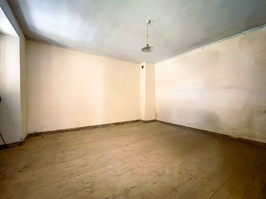 Immagine 10 di Rustico / casale in vendita  in Via Adolfo Peroni 2 a Miasino