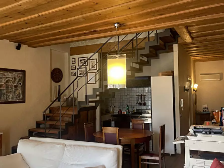 Immagine 5 di Appartamento in vendita  in Piazza Marcantonio Flaminio a Vittorio Veneto