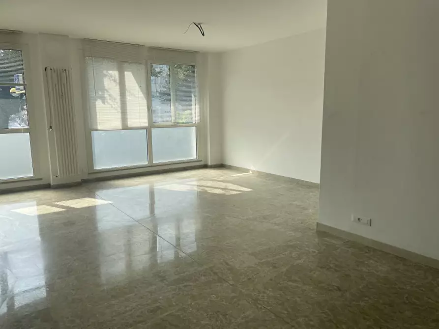 Immagine 2 di Ufficio in vendita  in corso del popolo a Venezia