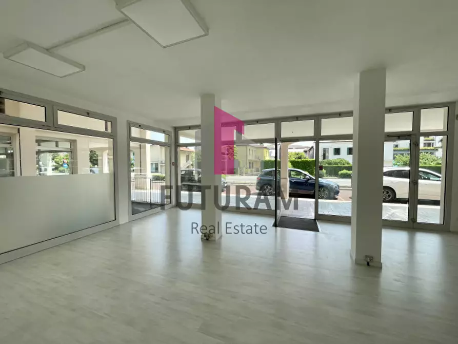 Immagine 7 di Negozio in affitto  in via roma 1 a Pianiga