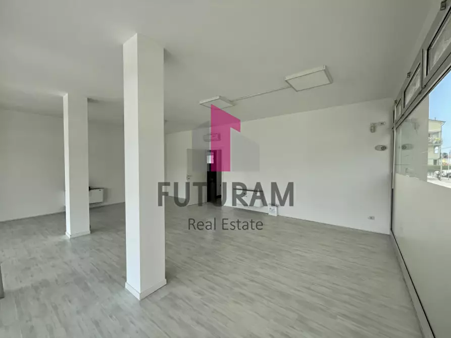 Immagine 13 di Negozio in affitto  in via roma 1 a Pianiga