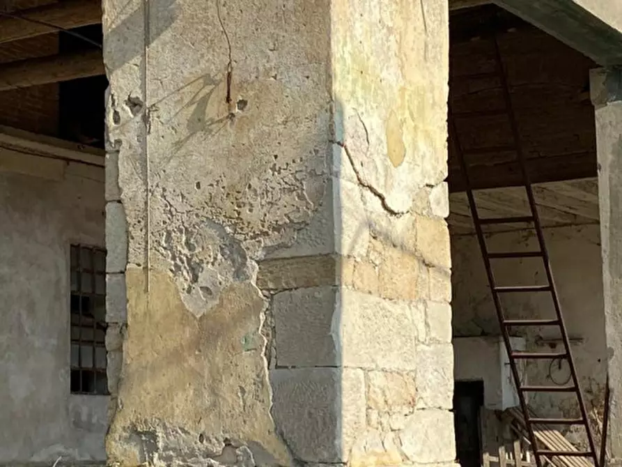 Immagine 9 di Rustico / casale in vendita  a Arcugnano
