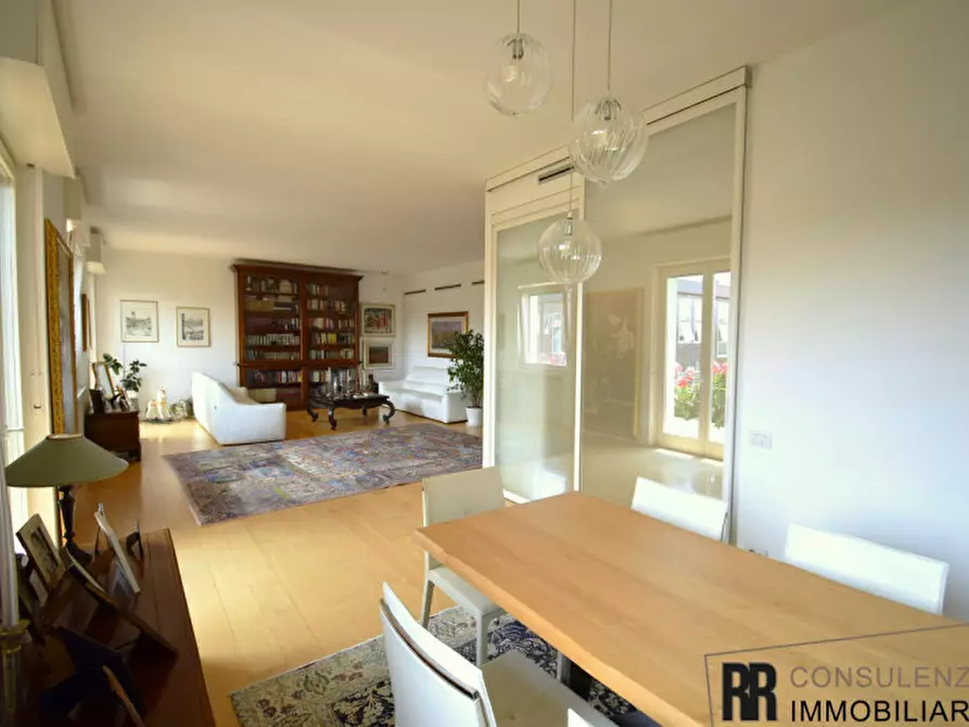 Immagine 6 di Appartamento in vendita  in Via della Valverde a Verona