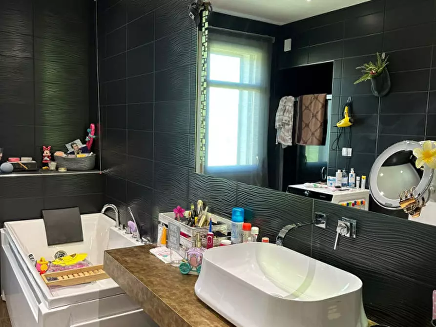 Immagine 22 di Casa indipendente in vendita  a Elice