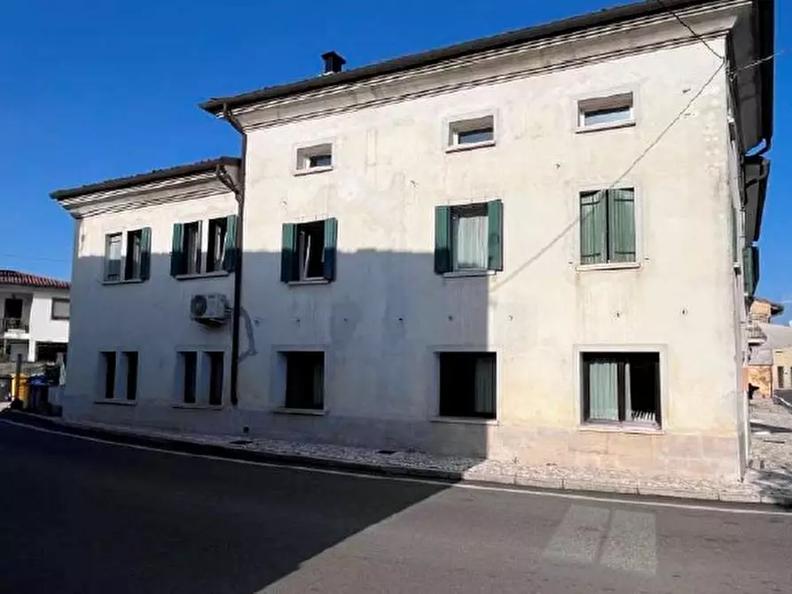 Immagine 2 di Attività commerciale in vendita  in Via Fantin a Crocetta Del Montello