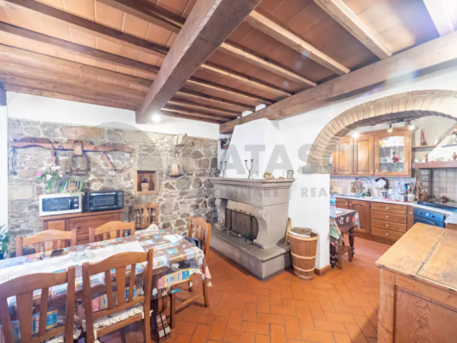 Immagine 2 di Rustico / casale in vendita  in VIA DI MONTEFIESOLE a Pontassieve