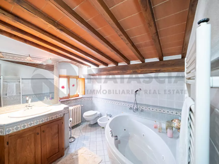 Immagine 17 di Rustico / casale in vendita  in VIA DI MONTEFIESOLE a Pontassieve