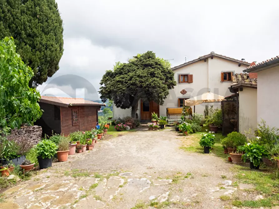 Immagine 19 di Rustico / casale in vendita  in VIA DI MONTEFIESOLE a Pontassieve