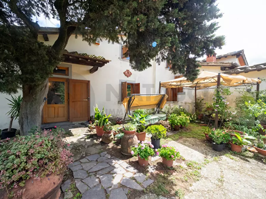 Immagine 24 di Rustico / casale in vendita  in VIA DI MONTEFIESOLE a Pontassieve