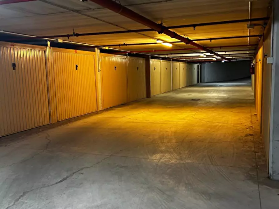 Immagine 2 di Garage in affitto  in VIA UDINE a Verona
