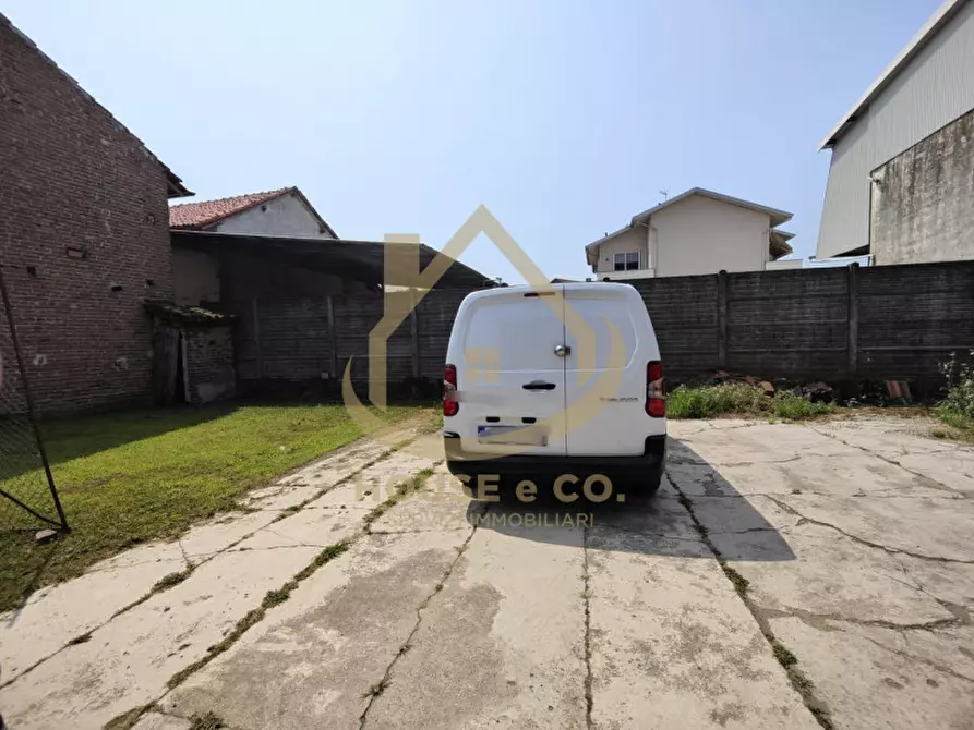 Immagine 30 di Casa indipendente in vendita  in Via Giuseppe Campana a Cilavegna