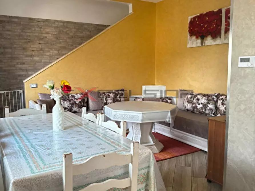 Immagine 4 di Casa trifamiliare in vendita  in Corso Mazzini 7 a Adria