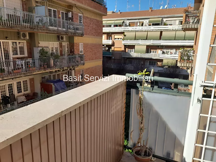 Immagine 37 di Appartamento in vendita  in Via Giuseppe Belluzzo a Roma