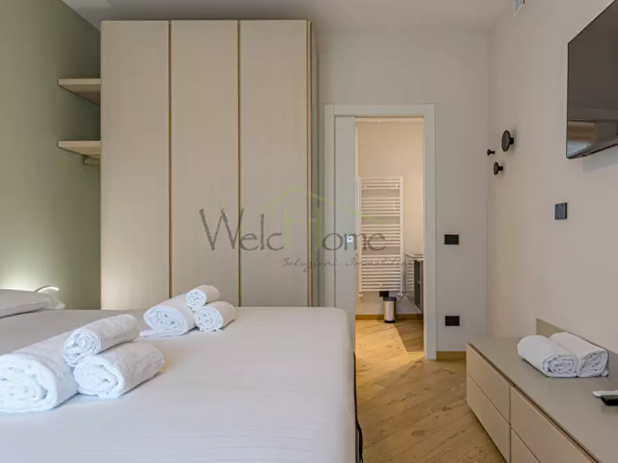 Immagine 19 di Villa in vendita  a Como