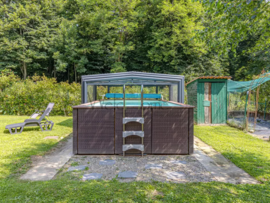 Immagine 13 di Villa in vendita  in albavilla, via saruggia 33 a Albavilla