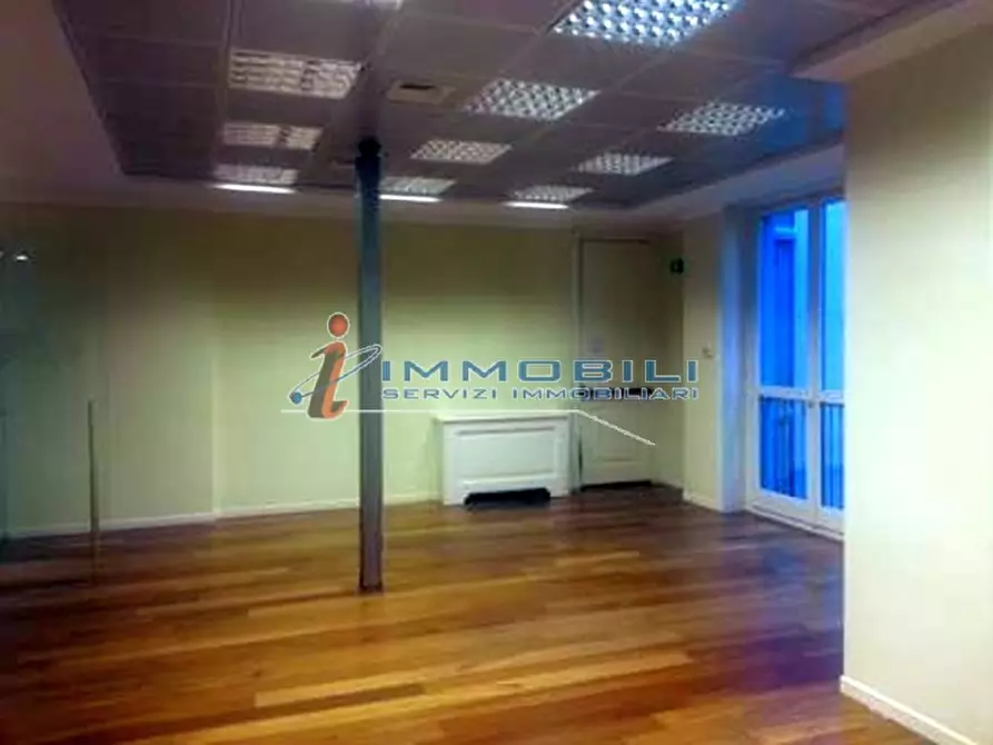 Immagine 20 di Ufficio in affitto  in VIA SENATO a Milano